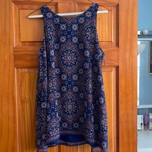 Summer top, light and flowy by Max Studio